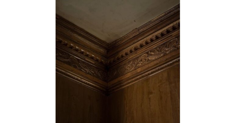 21+ Inspiring Rustic Trim Molding Ideas